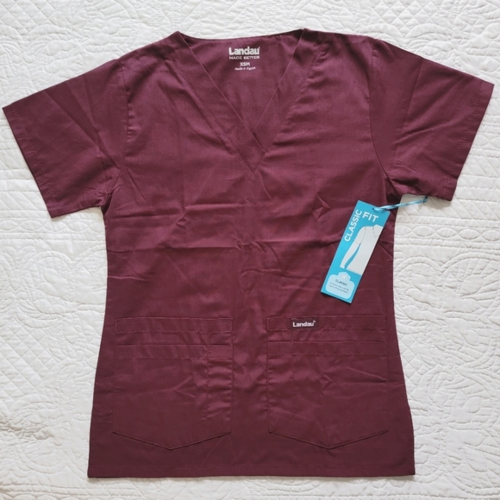 NWT Landau Essentials Classic Fit V-Neck Tunic Scrub Top - Wine / Burgundy X-Sma